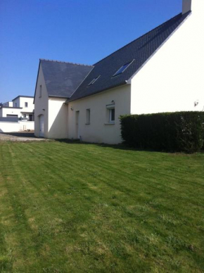 Hotels in Plaine-Haute